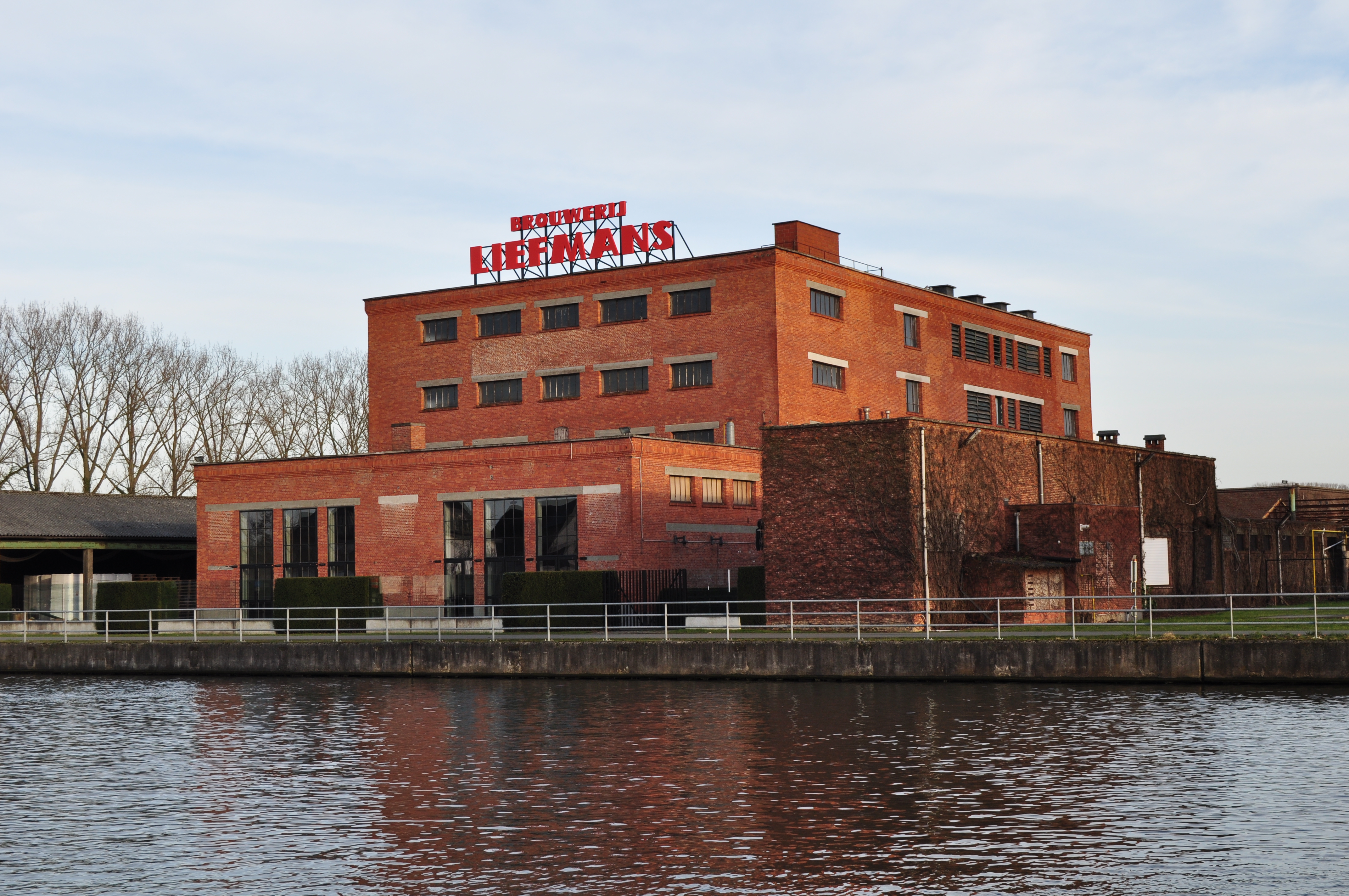 Brouwerij Liefmans, gelegen aan de Schele